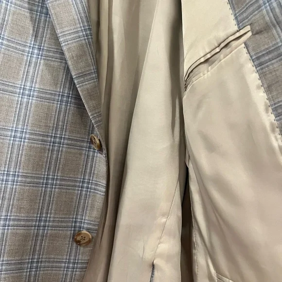 Peter Millar Flynn classic fit tan with blue plaid size 44R